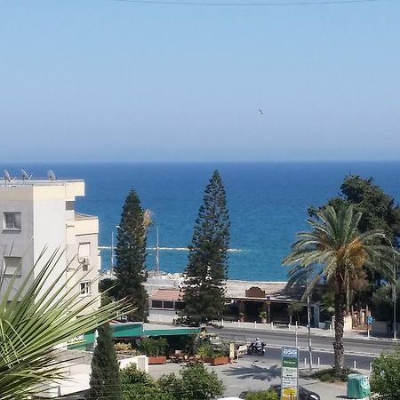 Castle Holiday Apartments Limassol Exteriör bild